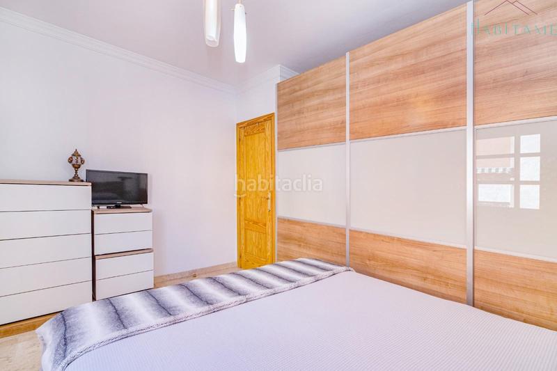 Foto 1d66159a-0509-47c1-9ebf-a7a747d20352. Flat in miguel de unamuno 12 in Residencial Triana - Barrio Alto Gabias (Las)