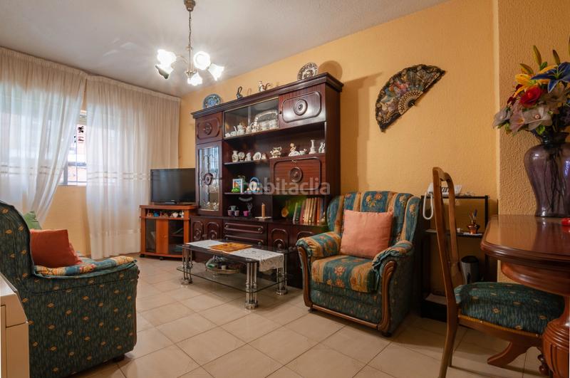 Foto 4068dc55-36e2-4607-871a-9768a8ff1c8a. Piso inmueble tranquilo y familiar en San Fermín Madrid