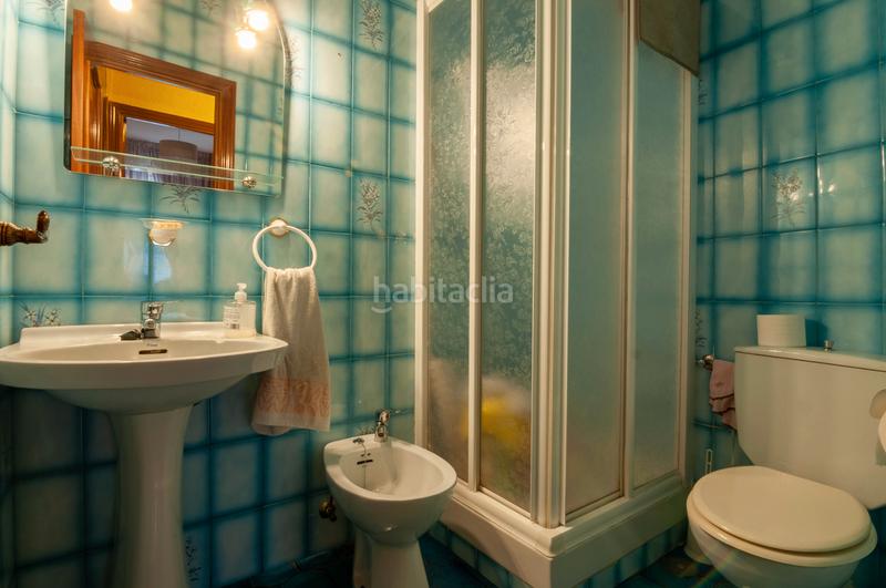 Foto d2b3aaf5-2bf4-4f90-9fee-a9b5ebb56d5e. Piso inmueble tranquilo y familiar en San Fermín Madrid