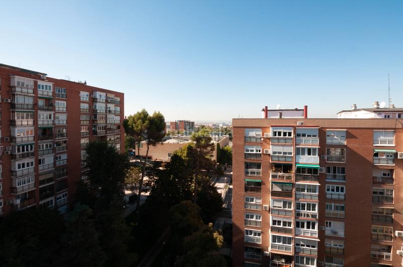 Foto 2bd940a1-c6f1-4c7c-b7ac-e61c2095bd0b. Flat with heating in Santa Eugenia Madrid