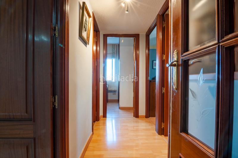 Foto 7ff1c771-d9eb-4fb6-9f05-e1b50144bb73. Appartamento con riscaldamento in Santa Eugenia Madrid