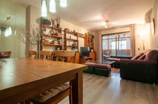 Piso  Calle de nazaret. Piso centrico y luminoso