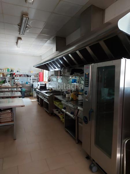 Foto 403d863d-1e85-4b60-9b0a-c1cb0ce6451c. Edifici amb piscina a Sant Josep-Zona Hospital Ontinyent