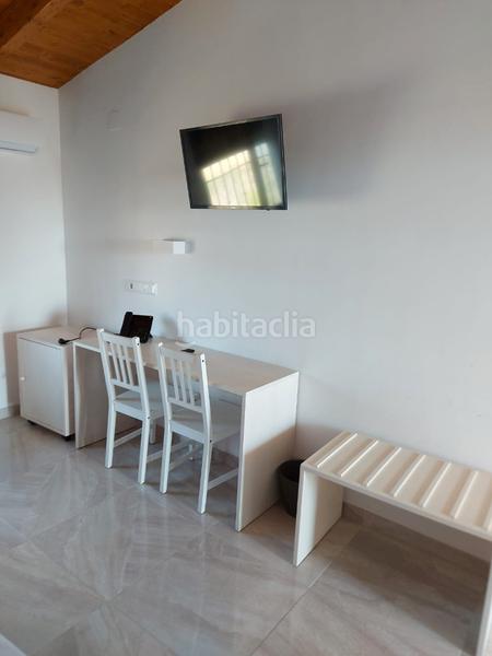 Foto ab164809-86ab-43a1-b1fb-3a53d79714cc. Edifici amb piscina a Sant Josep-Zona Hospital Ontinyent