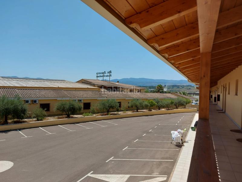 Foto e16b428d-32f3-4b2a-9361-e5477bc94284. Edifici amb piscina a Sant Josep-Zona Hospital Ontinyent