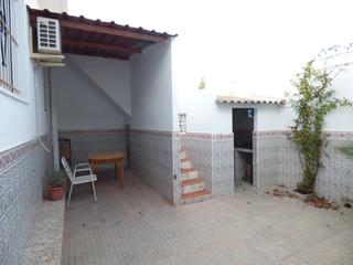 Chalet à Paseo mayor 41. Planta baja grande todo exterior con garaje