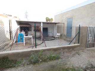 Chalet à Paseo mayor 41. Planta baja grande todo exterior con garaje