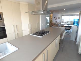 Miete Etagenwohnung in Avinguda de la costa blanca 22. Primera linea de playa