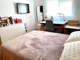 Etagenwohnung in Avinguda novelda 104. Piso con amplia terraza