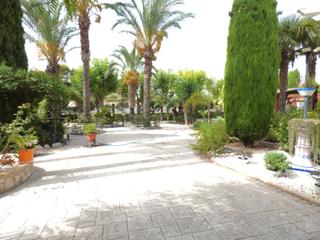 Xalet a Camí del pantanet 11. Chalet centrico con piscina