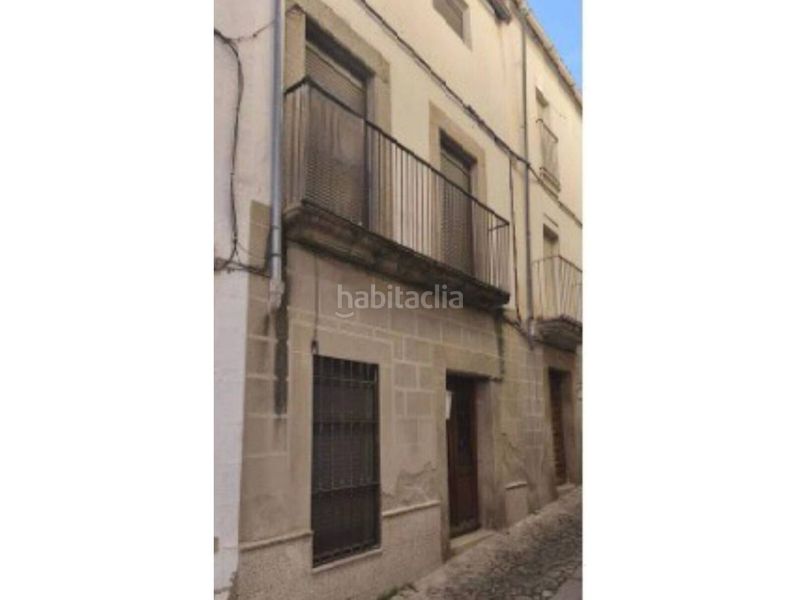Foto 7a8b58ee-becc-4683-855c-c7eebc3ef989. Casa a Trujillo
