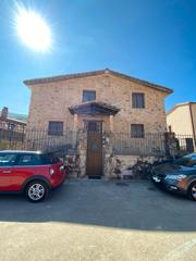 Mas  Paraje vadillo. Espectacular chalet con  2 piscinas en el valle del jerte (ccer