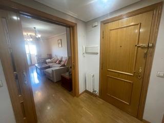 Appartement  Calle isla de crcega. Amplio piso con piscina comuniitaria en una de las mejores zonas