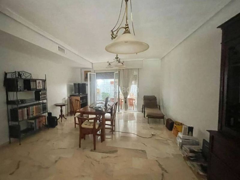 Foto a5ce1968-c468-4310-907d-8c8632535744. Casa adosada en Don Benito