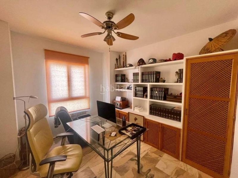 Foto ab95e861-837a-43e0-a129-19a4dd68d526. Casa adosada en Don Benito