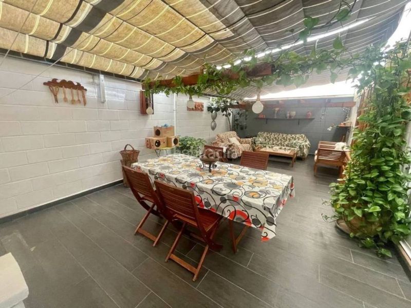 Foto e27a9320-a75f-47d1-9d34-767ad35dbd51. Casa adosada en Don Benito