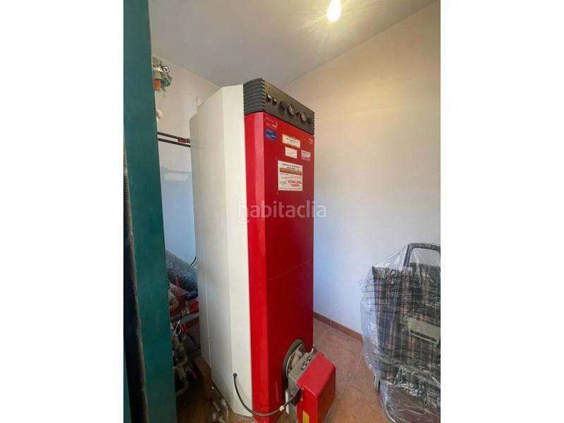 Foto 9b021076-e9a9-4f3c-b4d2-87ac2a75c055. Chalet en Malpartida de Cáceres