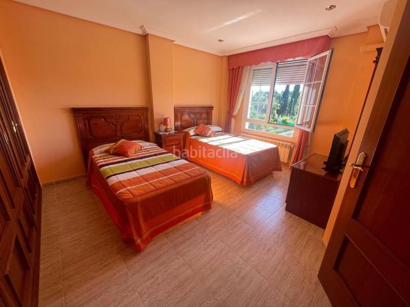 Foto b7895b33-a6a5-4a12-8cf2-c5c3a5a65f8d. Chalet en Malpartida de Cáceres