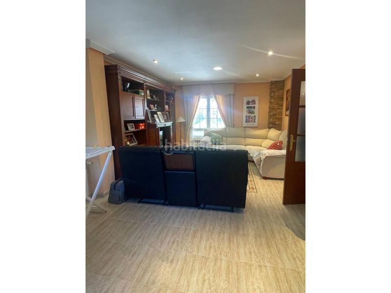 Foto d939c0ac-5922-40b2-b8d8-7e5009ab0de9. Chalet en Malpartida de Cáceres