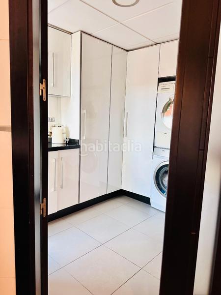 Foto fdfbc463-723e-46f1-a1fc-bb3ee579a7ed. Affitto attico con camino riscaldamento parcheggio in Línea de la Concepción (La)