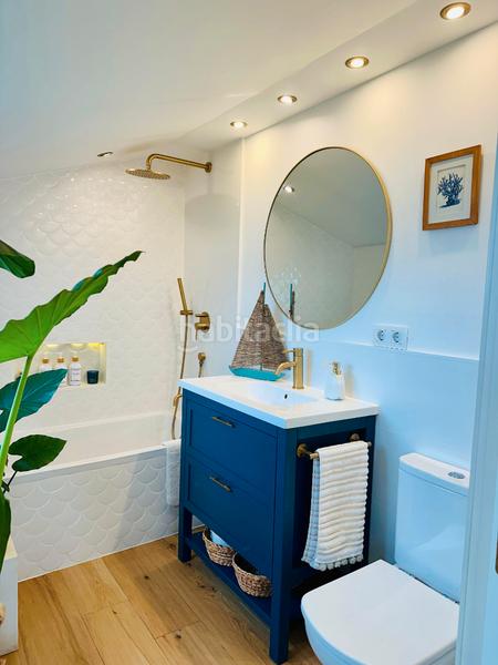 Foto 7035db4e-4872-4adc-9b66-5e919c85f5f3. Lloguer àtic amb xemeneia calefacció aparcament a Línea de la Concepción (La)