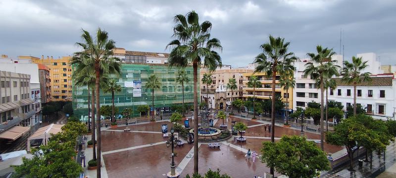 Foto 84062516-5302-4b5f-a952-ca1d0f0eddc2. Location appartement avec cheminée dans Casco Antiguo Algeciras