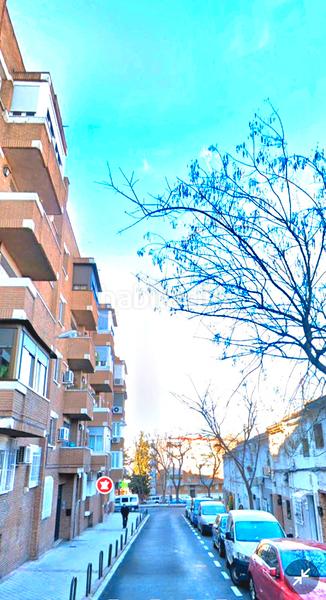 Foto 27cb07fb-033a-429b-9cb1-cda3674cc8d3. Piso  en venta en plaza eleptica centro en Moscardó Madrid