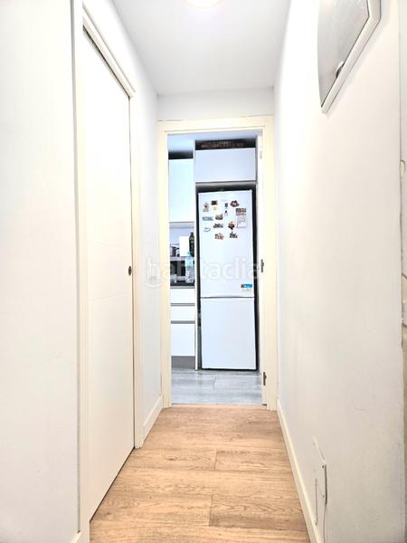 Foto a407aaa6-a834-4eea-8093-ed8232cdd1b2. Piso  en venta en plaza eleptica centro en Moscardó Madrid