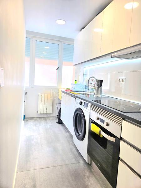 Foto d6fc9dc7-0311-413f-9bab-d2e691a72e4c. Piso  en venta en plaza eleptica centro en Moscardó Madrid