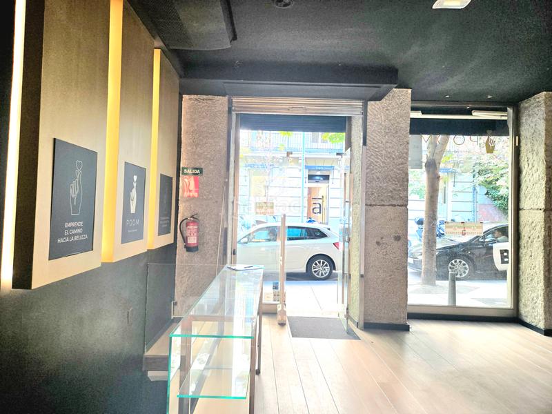 Foto bcecb2c0-99b0-4ac2-aad6-41c316c966d2. Local commercial avec chauffage dans Castellana Madrid