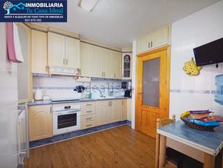 Maison jumelée  Calle mirlo. Chalet adosado en venta en tomelloso