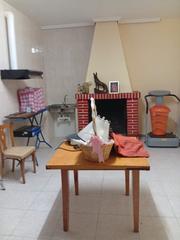Casa adossada  Calle galindo. Se vende casa en planta baja