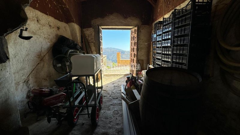 Foto c30db761-0bf8-4b02-9395-ec2c86eae43b. Masia amb calefacció aparcament a Albondón