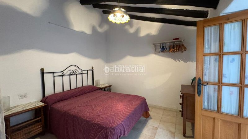 Foto d6dc6aa9-2954-4c9c-9c63-9aeaa2134e30. Masia amb calefacció aparcament a Gualchos