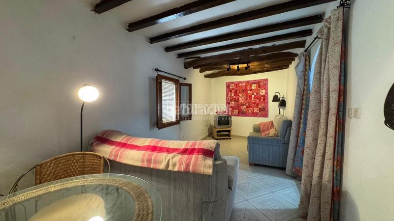Foto f6650917-5051-43e4-94c1-1cf7f06bd27b. Masia amb calefacció aparcament a Gualchos