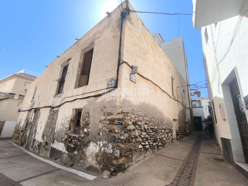 Foto 42bd5562-2e76-4c7c-bf99-4ae6d477683a. Casa a Castell de Ferro