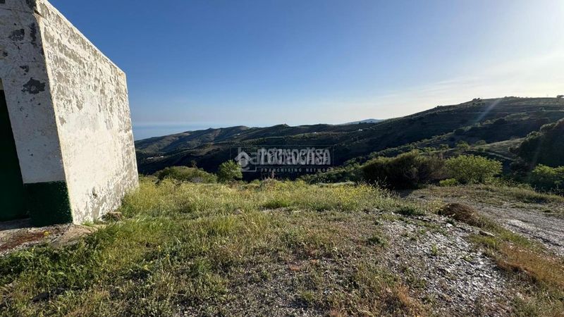 Foto 093db94a-5745-46a8-bede-f719b3f33ba0. Masia a Albondón