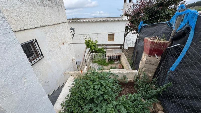 Foto 0d723d57-d321-4e1d-bb99-e37c9ede0210. Casa aparellada amb calefacció a Murtas