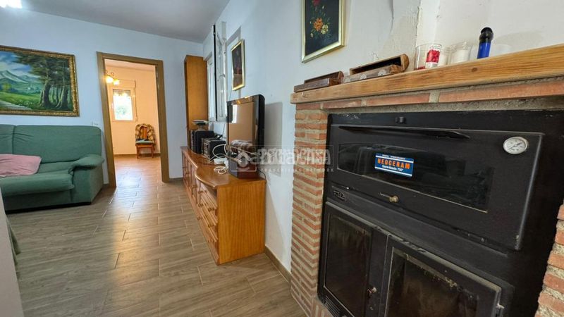 Foto 896f7251-6b33-4466-be13-462aed72fb92. Casa aparellada amb calefacció a Murtas