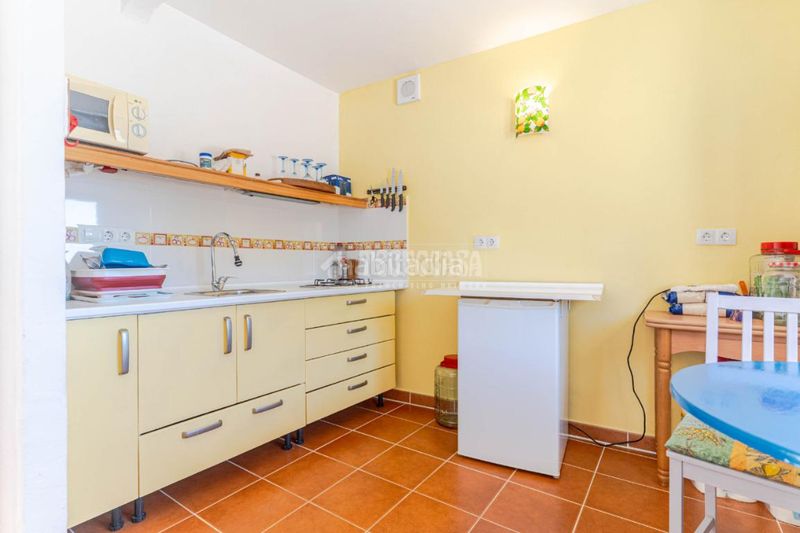 Foto 4666ce26-0570-4997-b146-07d6f5c37b59. Casa amb calefacció a Albuñol