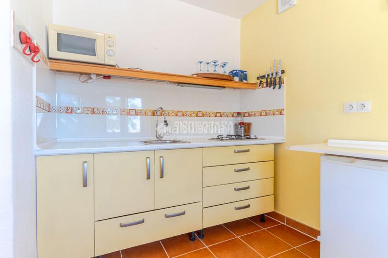 Foto b8324310-66d6-47fa-ae7d-d222248ce7ac. Casa amb calefacció a Albuñol
