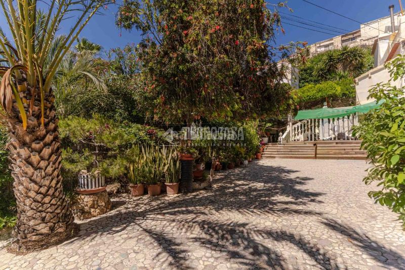 Foto b9cfbec7-3d40-43e9-bcba-4417e743b43a. Casa amb calefacció a Albuñol