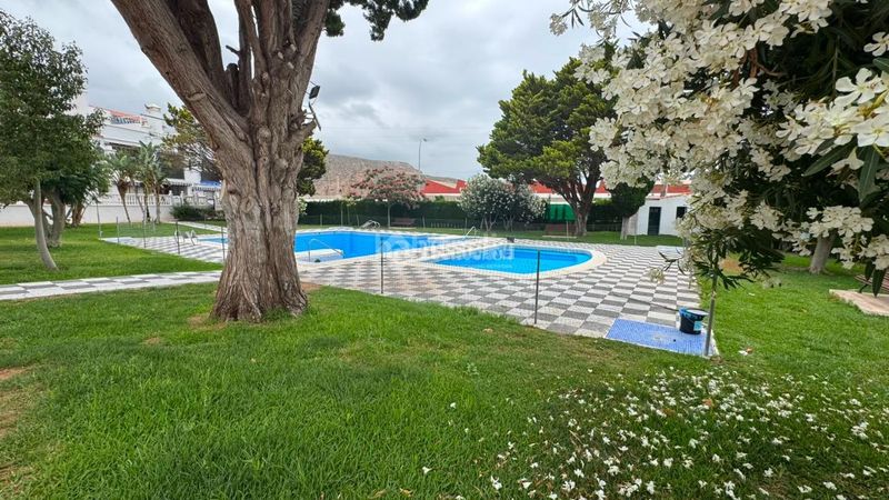 Foto 7fec5ecc-1779-453b-b1a4-a8ca49771a41. Dúplex amb aparcament piscina a Calahonda - Carchuna Motril