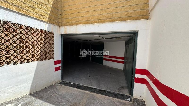 Foto 2a76af6c-921e-4a91-b19d-83ff7dde9b28. Aparcament cotxe a Calahonda - Carchuna Motril