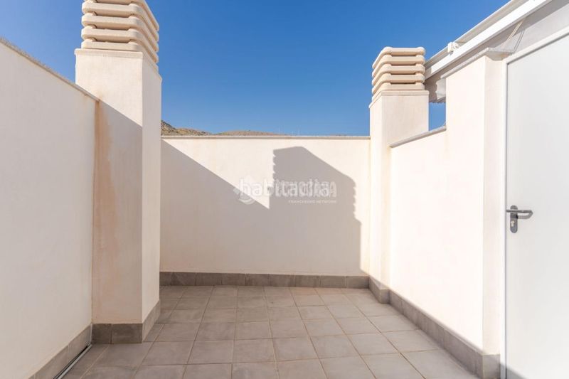 Foto b03b280b-5752-492d-b04b-5331a8d60499. Pis a Calahonda - Carchuna Motril