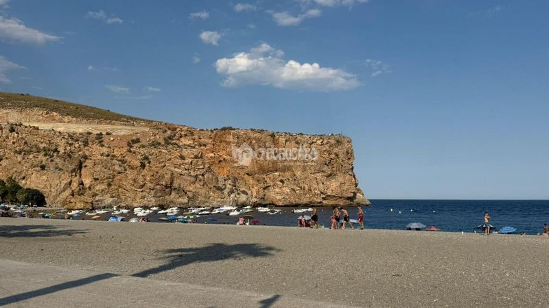 Foto fed765c7-46b4-4b2e-87ec-9727ed8c0fe5. Pis a Calahonda - Carchuna Motril