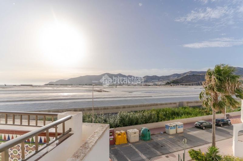 Foto 3b55b3d5-e6c8-4378-9dc9-884b66dd8c42. Casa aparellada amb aparcament piscina a Calahonda - Carchuna Motril