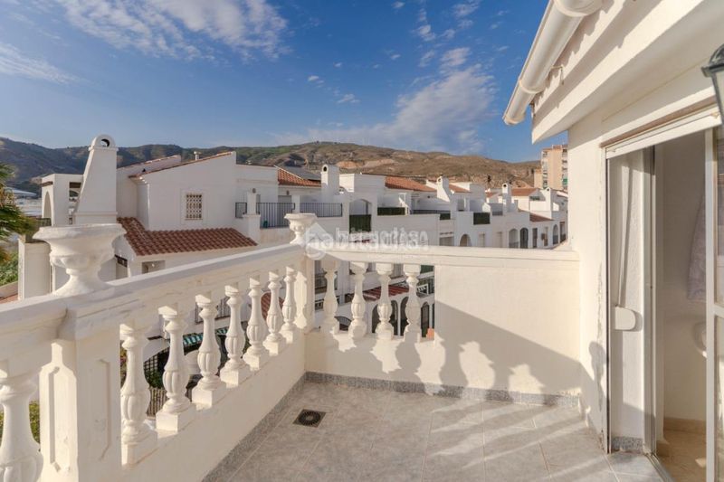 Foto 6118f0b2-d583-4407-a9f9-d2335e3faa9c. Casa aparellada amb aparcament piscina a Calahonda - Carchuna Motril