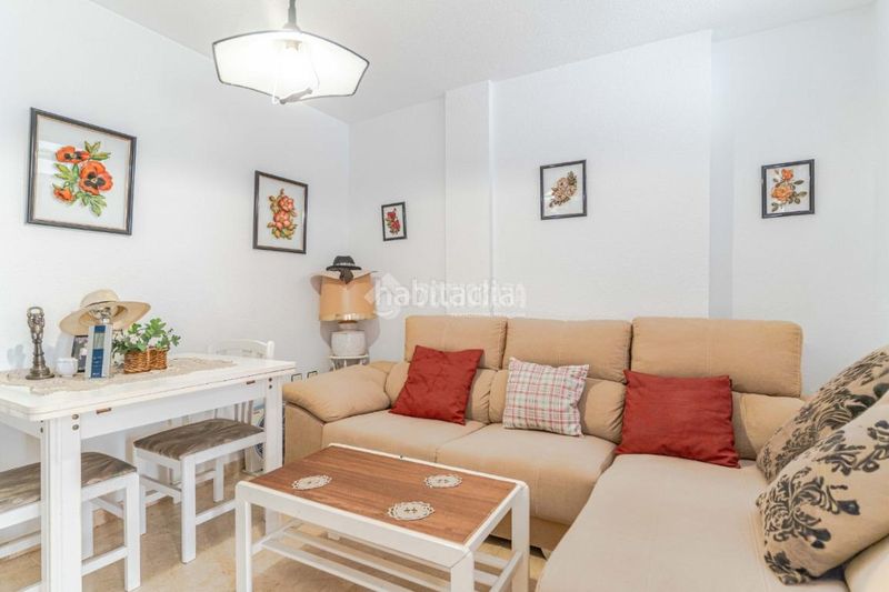 Foto af5aa0db-9c32-40f4-a4e4-6c77d142a34d. Casa aparellada amb aparcament piscina a Calahonda - Carchuna Motril