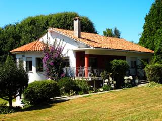 Chalet à Bergondo. Excelente casa de 8 dormitorios en bergondo
